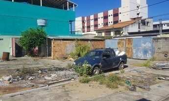 Imagem 2: Sol e Mar - Terreno com 400 m² (02 lotes juntos) com portão grande