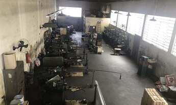 Imagem: Galpão Comercial 353 m² A.U. Para Renda