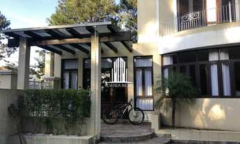 Imagem 4: CASA 820 m2 / 04 Suítes / Piscina / 6 Vagas de Carro / Lareira / Churrasqueira