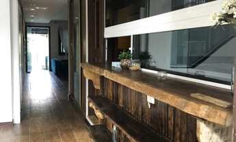 Imagem 5: Casa alto padrão com 5 suítes na Praia dos Amores