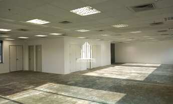 Imagem 2: Conjunto Comercial na Vila Olímpia com 176,60m2 2 banheiros 6 vagas de garagem