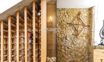 Imagem 4: Casa para Venda no bairro Areias em Camboriú, 4 quartos sendo 4 suítes, 2 vagas, Mobiliado