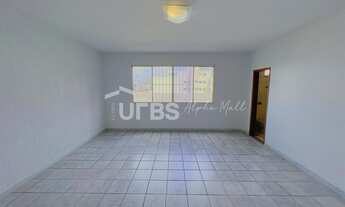 Imagem 3: Apartamento à venda com 135 m², 3 quartos sendo 1 suíte, com armários no Setor Sul