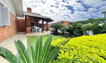 Imagem 5: Casa e Sobrado de 3 dormitórios à Venda - Xangri-lá