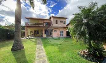 Imagem: Casa com 4 Dormitórios, sendo 2 Suítes