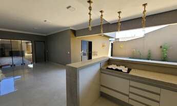 Imagem 6: Imóvel no bairro Tangara&gt