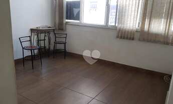 Imagem 3: Apartamento com 2 dormitórios à venda, 75 m² por R$ 700.000,00 - Copacabana - Rio de Janei