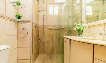 Imagem 7: Porto Alegre - Apartamento Padrão - Auxiliadora