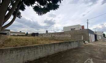 Imagem 2: Terreno disponível para venda com uma localização espetacular , região central