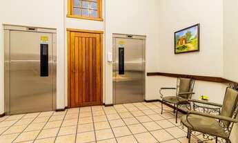 Imagem 2: Porto Alegre - Apartamento Padrão - Petrópolis