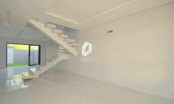 Imagem 2: Casa nova em condomínio, com amplo espaço de terreno!