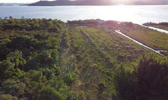 Imagem: Terreno a venda com fundos para a Lagoa