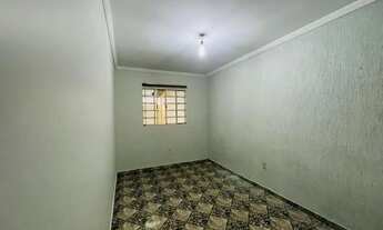 Imagem 3: Casa para Venda em Brasília, Samambaia Sul (Samambaia), 3 dormitórios, 1 suíte, 1 banheiro