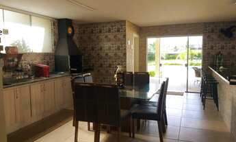 Imagem 6: Casa de condomínio para aluguel e venda tem 700 metros quadrados com 5 quartos