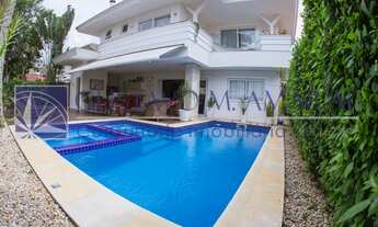 Imagem 2: Casa alto padrão com 05 suítes em Jurerê Internacional