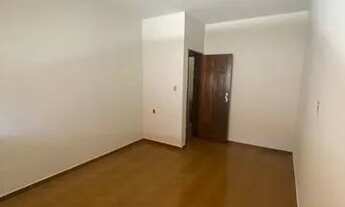 Imagem 2: Casa de esquina no Bairro JK em Fabriciano