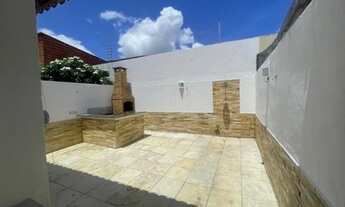 Imagem 3: Apartamento para venda possui 1000 metros quadrados com 2 quartos. GARAGEM! <br><