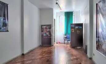 Imagem 2: Conjunto Comercial/Sala - Centro Histórico, com 24,00m², Desocupada localizada na Rua Vigá