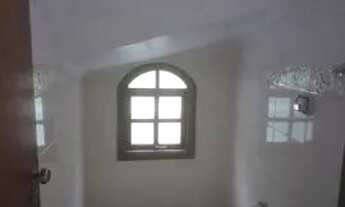 Imagem 4: Sobrado para aluguel possui 200 metros quadrados com 3 quartos 3 suítes