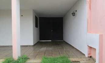 Imagem 3: VILA SANTA CRUZ - CASA RESIDENCIAL 3 DORMITÓRIOS C/ ARMARIOS 1 TIPO APARTAMENTO GARAGEM, P