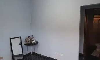 Imagem 6: Casa condominio. Bairro Leblon. 2 quartos sala cozinha banheiro e portão eletrônico