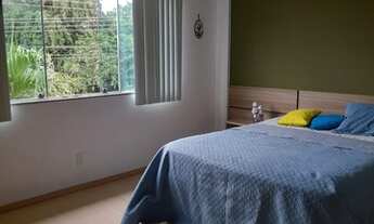 Imagem 7: Casa de condomínio para aluguel possui 350 metros quadrados com 4 quartos. Mobiliada