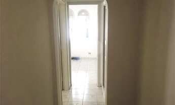 Imagem 3: Casa para aluguel e venda possui 204 metros quadrados com 3 quartos