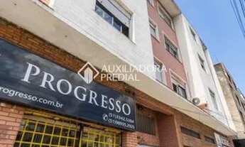 Imagem 6: Apartamento para aluguel tem 94 metros quadrados com 3 quartos em São João - Porto Alegre