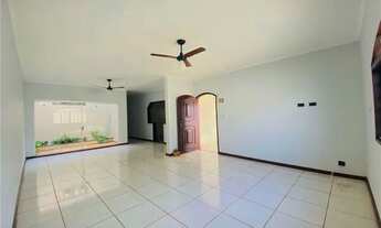 Imagem: CASA PARA LOCAÇÃO COM 3 DORMITORIOS NO