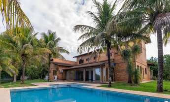 Imagem: Sobrado à venda 4 Suítes, 450M² de área