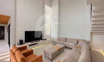 Imagem 3: Porteira Fechada!!! Lindo Sobrado no Urbanova com 4 suítes, Todo Planejado e Mobiliado