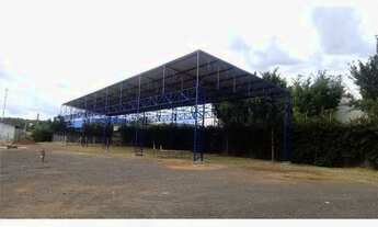 Imagem 2: Galpão com 6500 de terreno, com 1670 de área construída, e com um galpão no fundo com 685