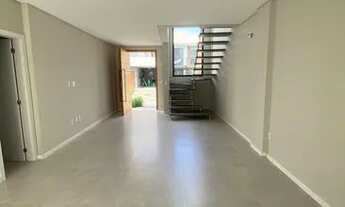 Imagem 4: Casa de condomínio sobrado para venda possui 183 metros quadrados com 3 quartos