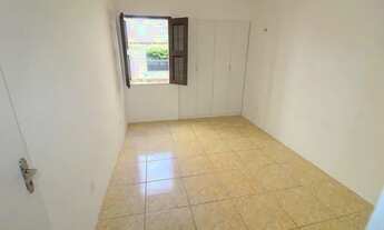 Imagem 7: Apartamento com 2 quartos, wc social, dependência completa de empregada, varanda, 1 vaga