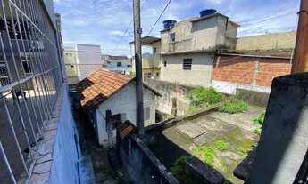 Imagem 2: Terreno com duas casas