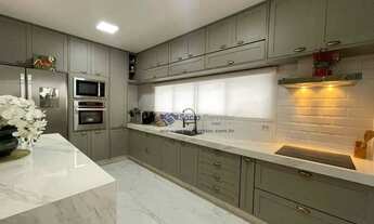 Imagem 4: Casa em Condomínio Fechado no Arujá Real Park - 4 Suítes, Piscina Aquecida e Porteira Fech