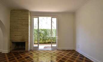 Imagem 2: Casa para locação no Jardim Europa: 3 quartos, 1 suíte, 2 banheiros, 2 vagas - 250,00m². V