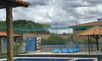 Imagem 2: Sítio em Mário Campos com Piscinas, Sauna e Estrutura Completa para Grupos