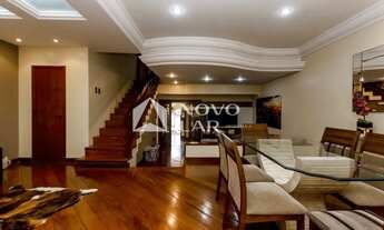 Imagem 4: Casa Ampla de 5 Dormitórios com Piscina e Espaço Gourmet no Jardim Floresta