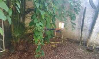 Imagem 4: Casa em Porto Alegre, no bairro Guarujá, com 2 dormitório(s), e 2 banheiros, à v