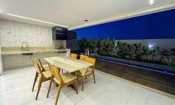 Imagem 4: Oportunidade Sobrado com 3 suítes plenas, incluindo uma master com varanda, + Home office