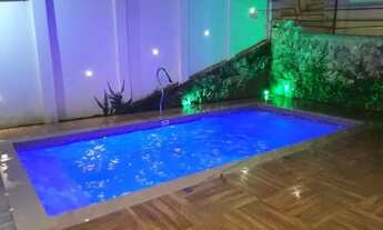 Imagem 8: Casa de Luxo com Piscina na Praia das Castanheiras - Guarapari-ES