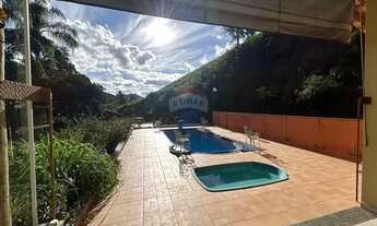 Imagem 3: Sítio Encantador com Área de Lazer Completa