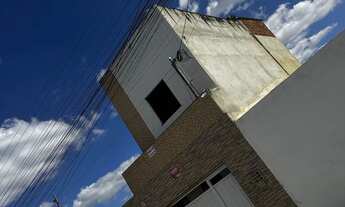 Imagem 2: Casa com primeiro andar