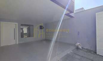 Imagem 3: Espaço e Conforto: Linda Casa em Colina de Laranjeiras Venha Conhecer!