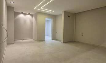 Imagem 4: Excelente casa com piscina localizada no bairro Papagaio