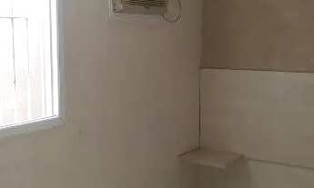 Imagem 6: Casa em Itajai, bairro São João com dois quartos, sala, cozinha, banheiro, garagem