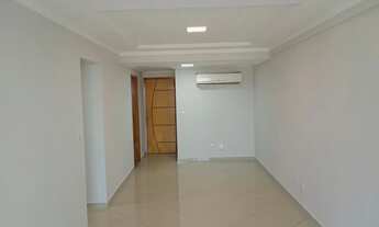 Imagem: 3 quartos. Suíte. Vaga. Varandão. Prédio