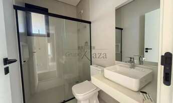 Imagem 10: Casa em Condomínio à Venda