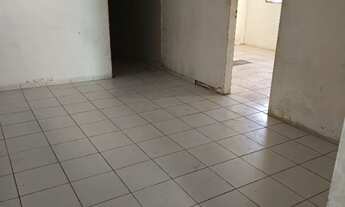 Imagem 2: Casa 2 quartos sendo um suite uma área uma sala 2 cozinhas um banheiro social e um quinta